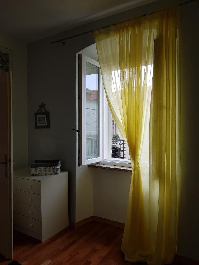 Apartment And Room Marija Krk Town Luaran gambar