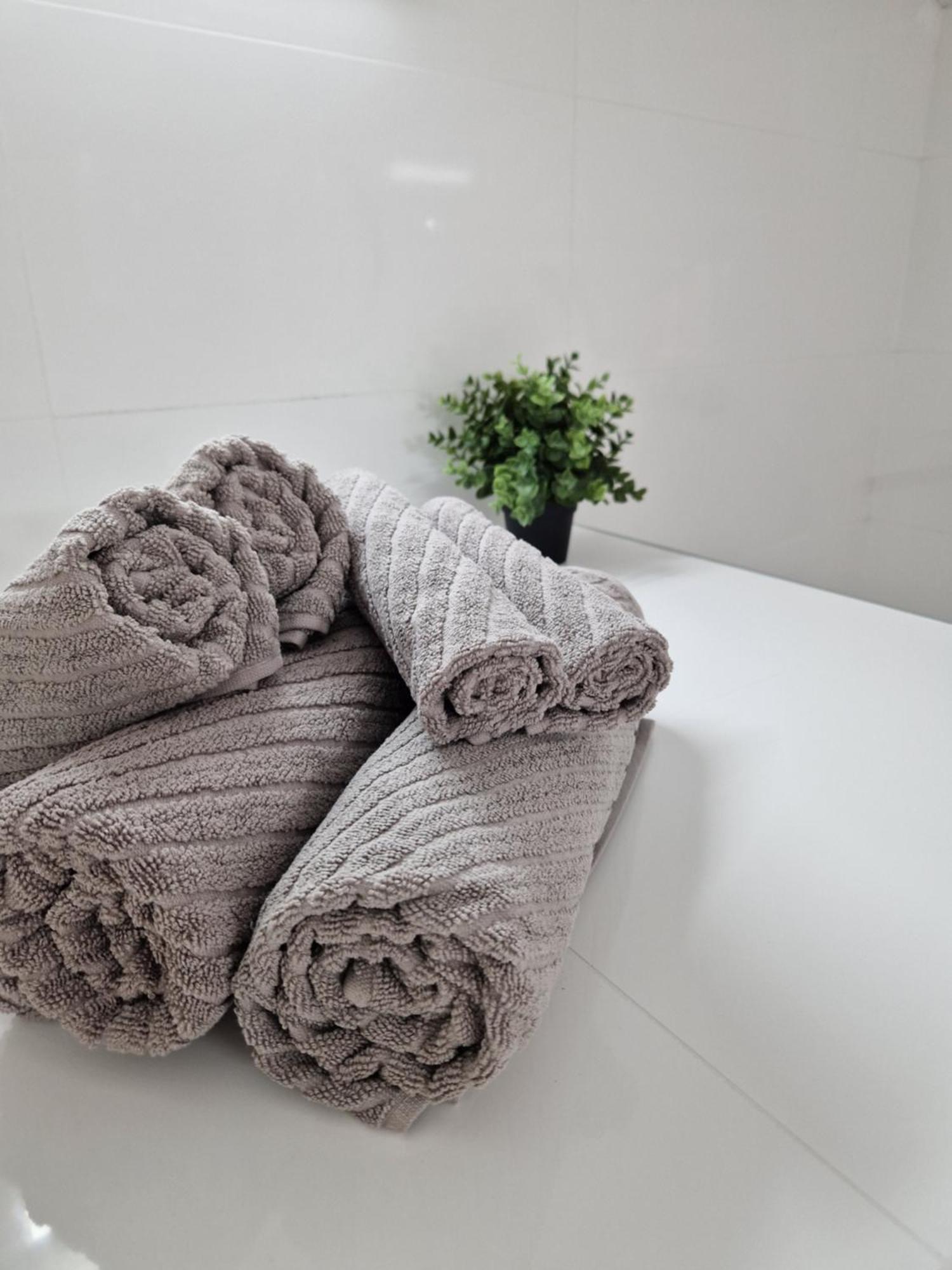 Apartment And Room Marija Krk Town Luaran gambar